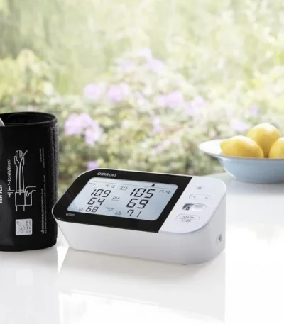 Omron HEM-7361T Blood Pressure Monitor with Bluetooth connectivity